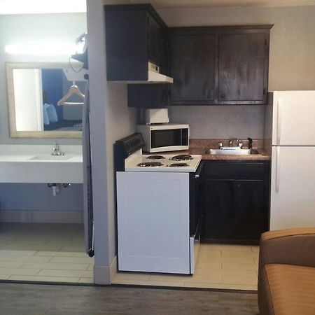 Paris Inn And Suites Экстерьер фото