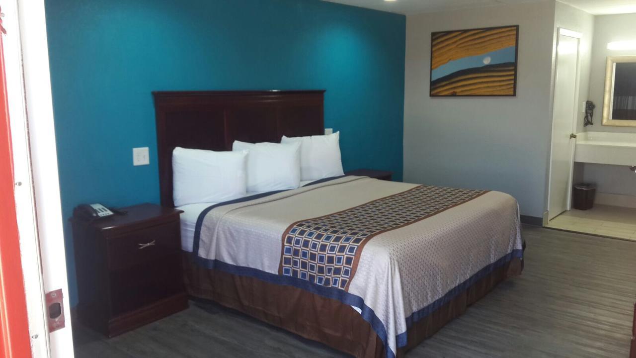 Paris Inn And Suites Экстерьер фото
