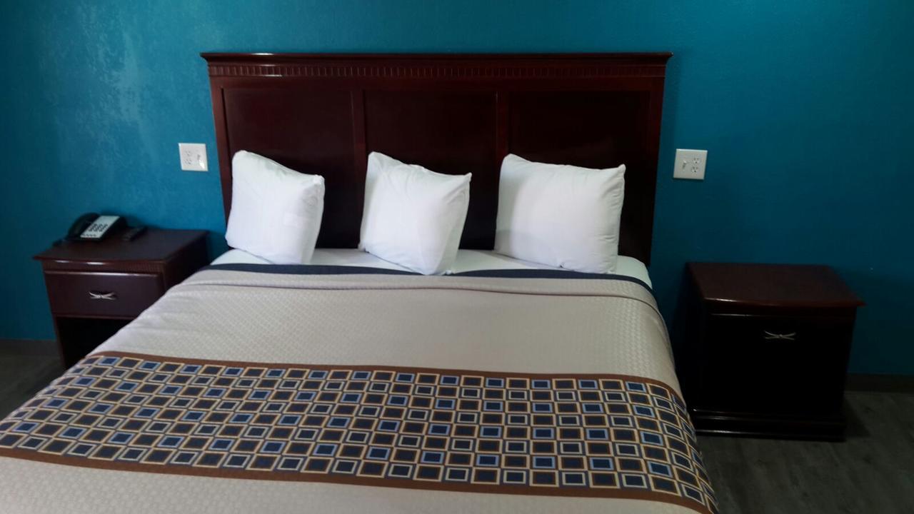 Paris Inn And Suites Экстерьер фото