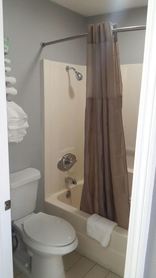 Paris Inn And Suites Экстерьер фото